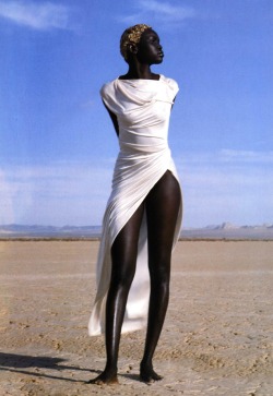  &ldquo;Idoles&rdquo;, Vogue France, April 1999  Photographer : Herb Ritts // Model : Alek Wek 