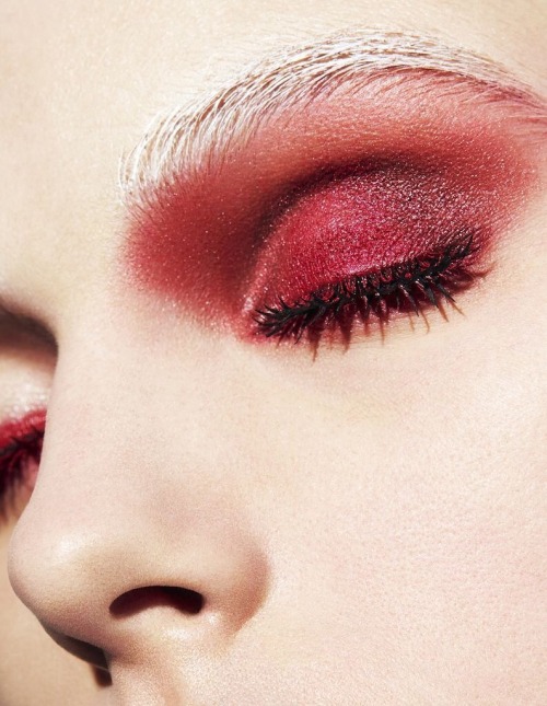 its-a-fab-world:‘Red Crush’ Madison Headrick for Harper’s Bazaar China April 2014