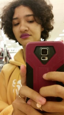 siggymcpissyface:  capriraven:  toastyhat:  spookyscarygummydicks:  siggymcpissyface:  Trying on lipstick and colours  siggy you look so beautiful OOOOOO * O *  WHY ARE YOU SO GOOD-LOOKING IT’S UNHOLY  excuSE ME ARE YIOU WEARING A HOMESTUCK SWEATSHIRT