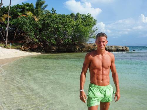 XXX jaketx:    Marcos Llorente    photo