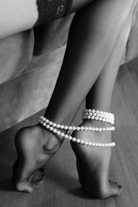 pearls-for-pleasure:  beautflstranger:  delicate bondage.. imagine wrapping her in a strand of pearls? knowing that only a thin piece of silk holds her. and that she could easily burst the bind… but she doesn’t. perhaps delicate bondage is the ultimate