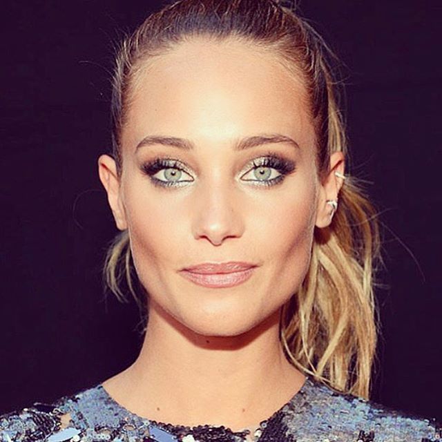 serresnews:  Hannah Davis is a US fashion model known to audience because of hers