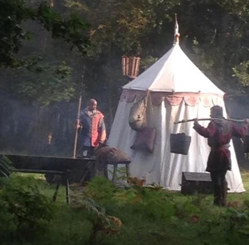 hollowcrownfans: Photos from the set of The Hollow Crown in Ashridge! Fan reports that Benedict Cumb