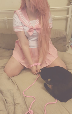 littlestkittyprincess:  palekittxn:  Was dangerously close to showing my face fully in this one… but the kitty was too cute to resist (I’m even smiling a little!)Spoil me.     This is so so cute 
