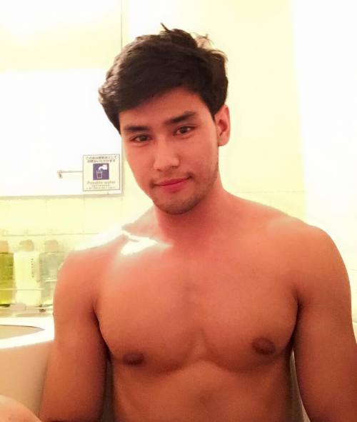 Porn asianhunk-pecs-nips-asses:  I love tit proud photos