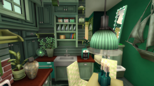 Quirky Green Cottage