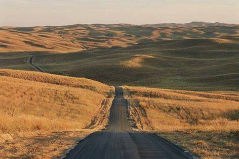 The Sand HillsThe largest expanse of wind deposited sand and dune topography in the western hemisphe