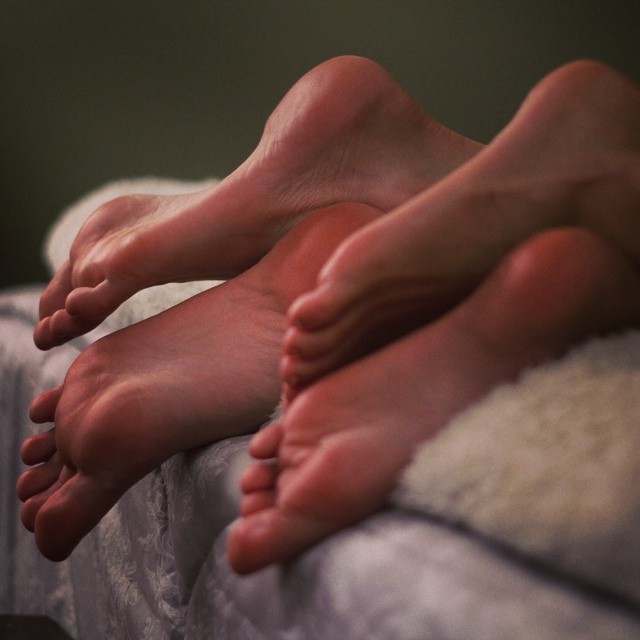 drclifffuxtable:  #feet #Füße #foot #softfeet #teenfeet #soles #hippiefeet #higharches