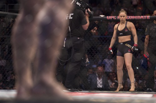 rowdyrondarousey:UFC 190