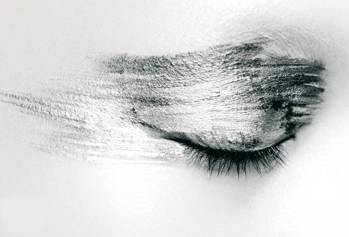 opaqueglitter:  “Visionarias" Liu Wen by Nagi Sakai for Harper’s Bazaar Spain September 2013. 