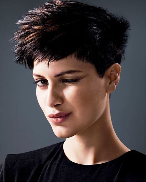 By Vanessa Giani #shortcut #shorthair #pixiecut #hairfashion #fashion #fashionista #black #blackhair