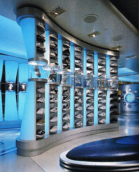 y2kaestheticinstitute:Niketown NYC (March 1997)