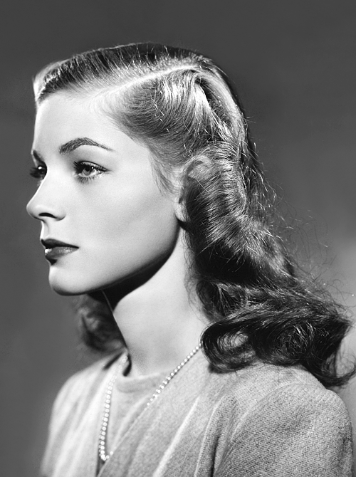 ✧ Lauren Bacall, candid and portrait (1940s) ✧