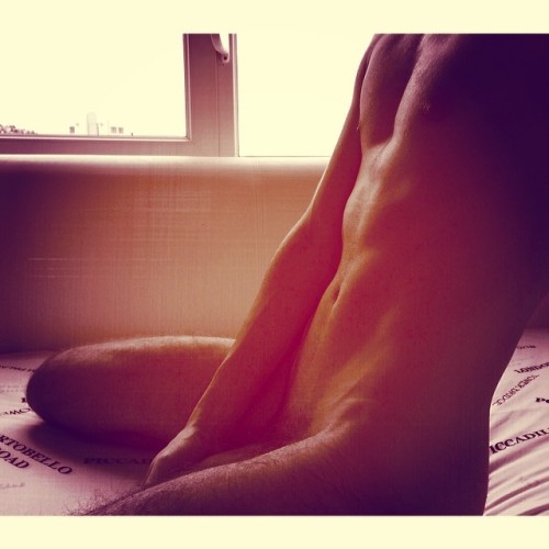 mdnhys:  Sunday tease http://mdnhys.tumblr.com 