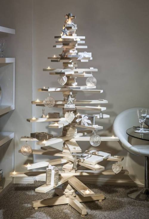 Ten Incredibly Creative Christmas Trees! Some amazing non traditional Christmas trees just in time t