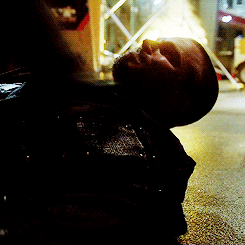 arrowolicity88:feilcityqueen:“Earlier today,I was looking at Sara,I realized something.One of these 