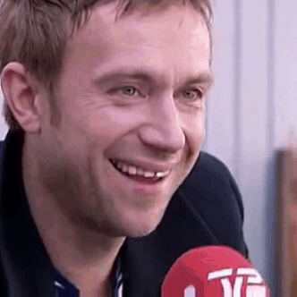 blurnorthamerica: Damon Albarn is perfect - part 3 (my gifs)