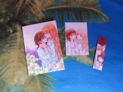 I finally had time to make photos of my package from Ratana :DTHANK YOU MY FRIEND!!!!!Of course Lily Love (and now I realized that I didn’t make pic of badge but I’m too lazy to make it so… :P)I also found Their Story (SQ) and Fuzichoco’s