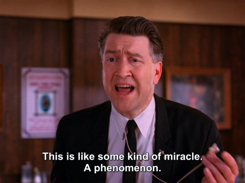 inthedarktrees:David Lynch, Catherine Coulson, Mädchen Amick | Twin Peaks