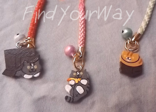 Custom Neko Atsume Charms at Find Your Way!Are you a kitty collector? Is there a crazy cat lady in y