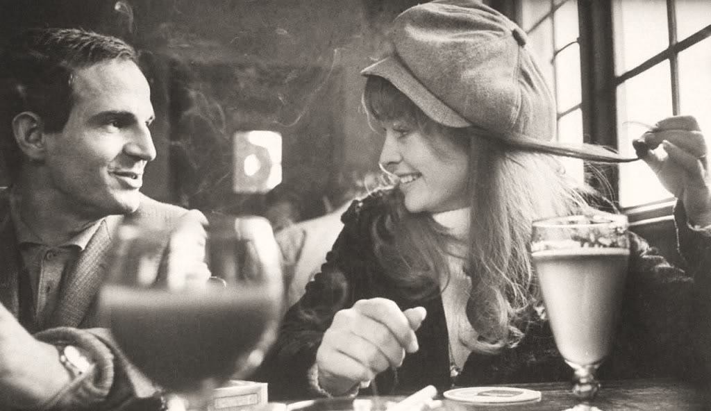 blanchefordubois: Francois Truffaut and Julie Christie on the set of “Fahrenheit