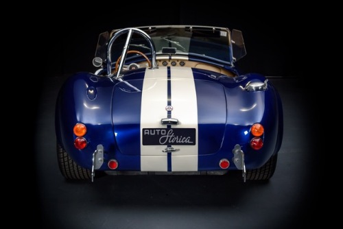 utwo:  Ford Cobra Roadster© auto storica