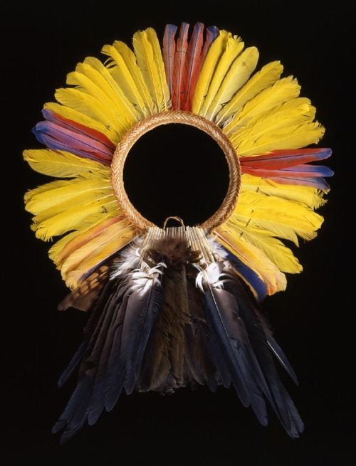  &quot;Wazpala&quot; Headdress/crown from the Rikbaktsa people. Feathers and plant fiber, Brazil