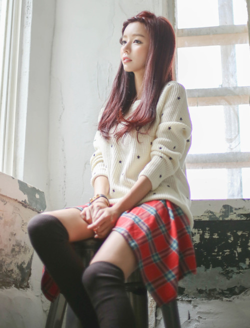 plaid skirt