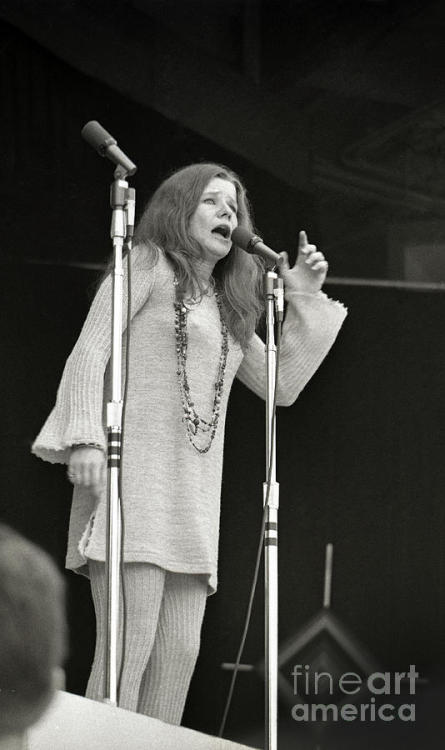 Janis performing at the Monterey Pop Festival, 1967.