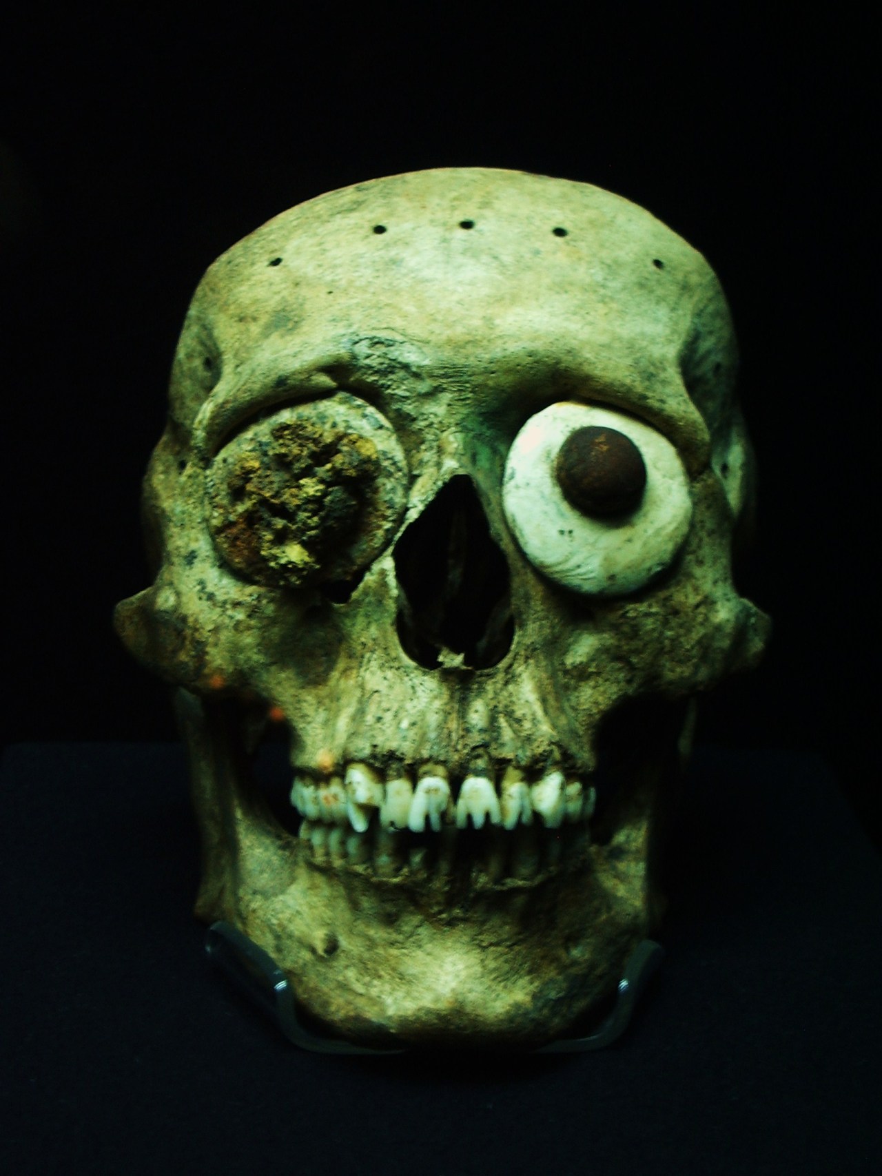 ancientart:  Adorned Mexica skull mask, found at Great Pyramid of Tenochtitlán.
