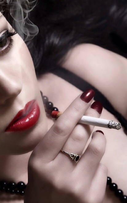 Smoking Fetishist