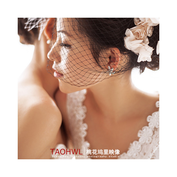 lesbiansilk:  by Taohuawu li source