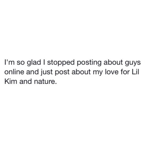 Chill with the paragraph statuses about the #scrub of the month. ✋🏽 it’s just all about #LilKim and #nature.