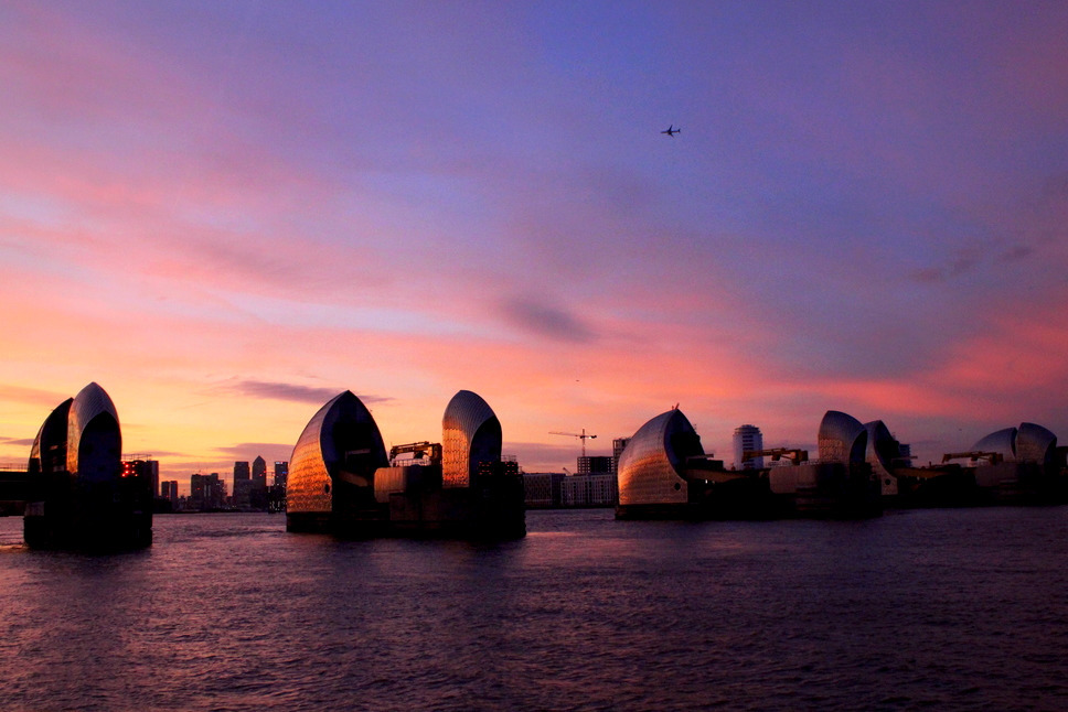 Thames Barrier“november miles, the sun sets, coloured reflections dance on silver, a cold spreads, the smell of varnish lessens, paint dries, gold and violet, fading… the starlings are flitting, the planes are taking off, the lights will soon turn...