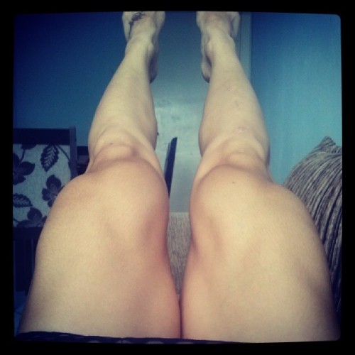 kislotzey666:Amazing legs!My fantasy: The legs of my personal fitness trainer ready for a otk spanki