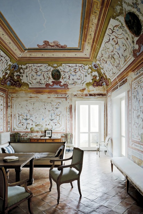 Cy Twomblys Close Companions And Archivists Nicola Del Roscios Home In Gaeta.