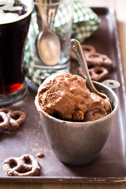 foodffs:  Chocolate Stout Pretzel Ice Cream Really nice recipes. Every hour. Show me what you cooked! 