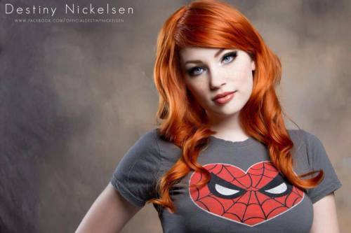 Curvy and Nerdy...