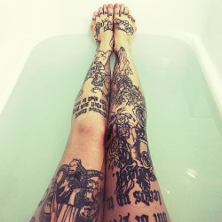 panda-face-mew:  Sara Fabel  