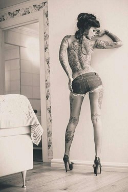 womenwithtatoos:  More girls with tattoos