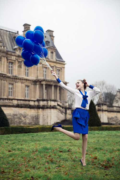 Despite the global helium shortage, Viola prayed that her trust fund would enable her to skyrocket h