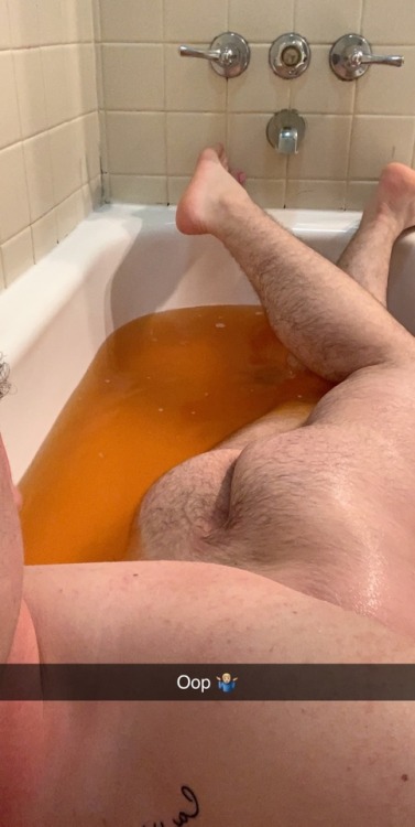 baristagay-deactivated20210808:It’s been a hot minute 🤷🏼‍♂️ so here’s a booty picAnyone wanna be my sugar daddy minus the sugar? 😂