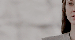 moirainedamodred: I want to be t h e  q u e e n 