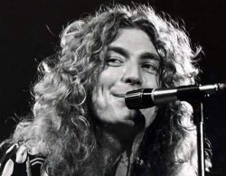 waywaydowninside:  The devastatingly handsome Robert Plant.