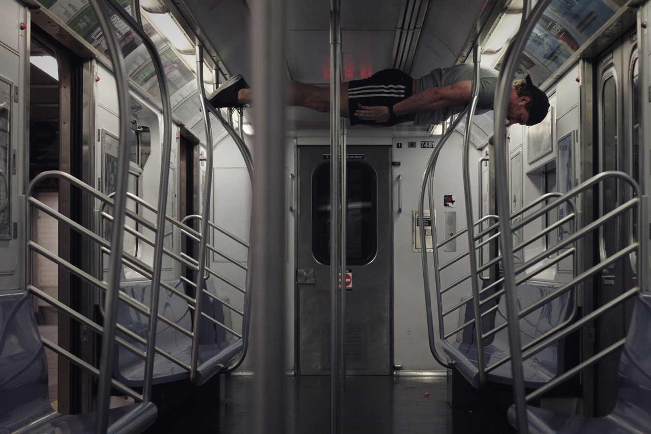 nanukjf:  Late night 6 train Sweaty No one is watching   story by nanukjf  w/ swiles89