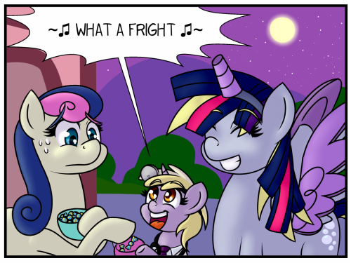 outofworkderpy:HAPPY NIGHTMARE NIGHT EVERYPONY!Featuring Derpy and Dinky dressed as Trixie, Sheriff 