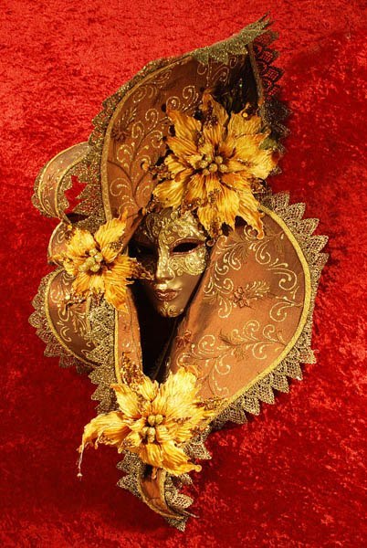 adistantroar:  Blue Moon Venetian Masks (x)
