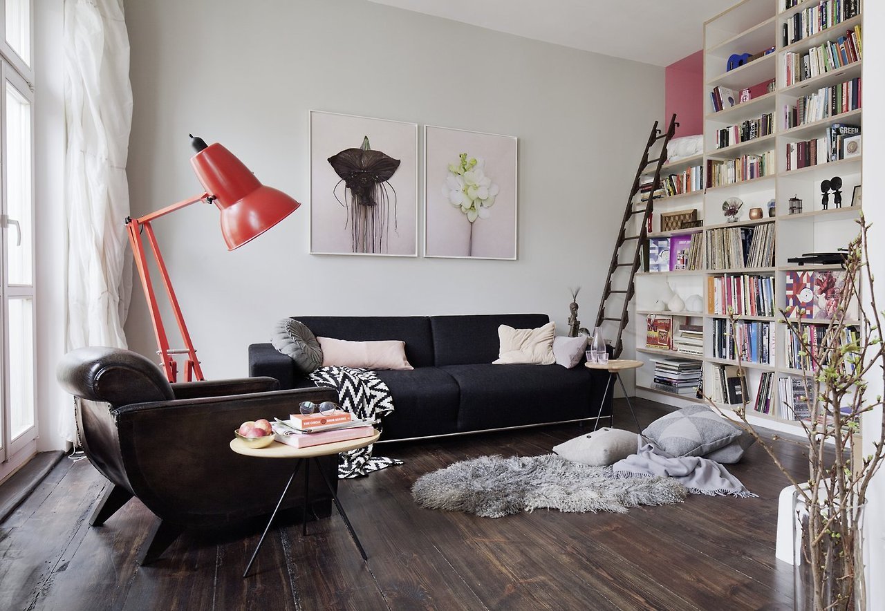 gravityhome:  Tiny apartment in Berlin | photos by Thomas Rusch  Follow Gravity Home: