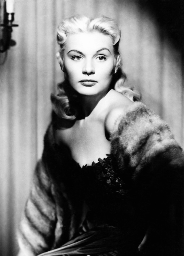 Remembering Barbara Payton 🌹🕊on her Birthday 🎂