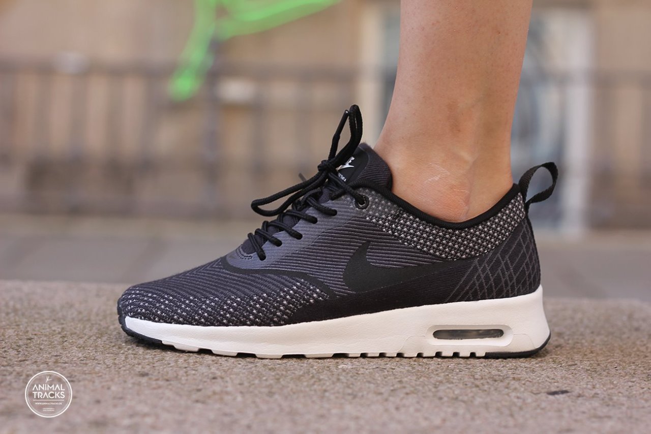 nike air max thea jacquard women's shoe